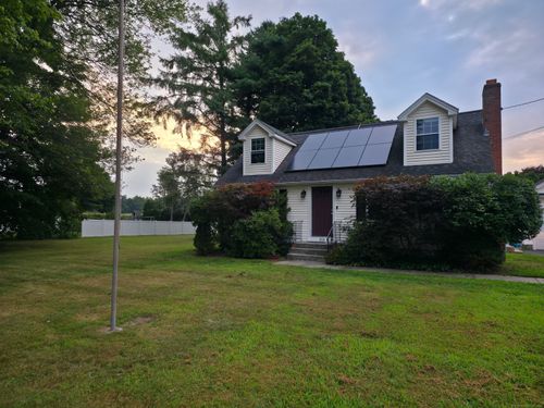 253 East Rd, Broad Brook, CT, 06016-9524 | Card Image