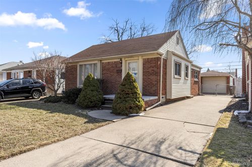 13145 Orchard St, Southgate, MI, 48195-1619 | Card Image