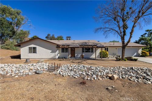 3855 Acton Ave, Acton, CA, 93510-1917 | Card Image
