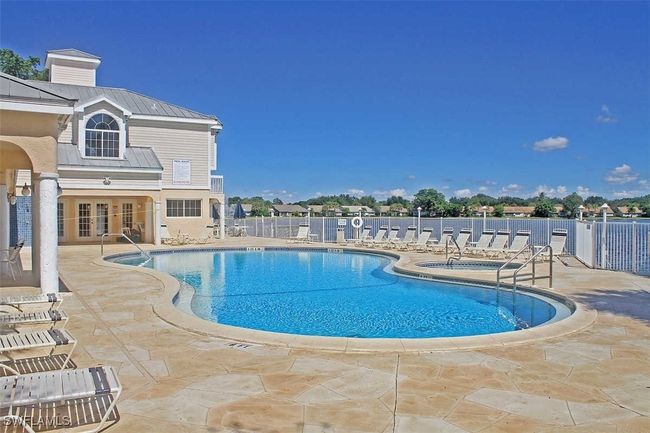 E-201 - 2671 Citrus Lake Dr, Condo with 3 bedrooms, 2 bathrooms and null parking in NAPLES FL | Image 34