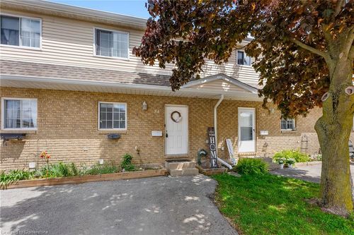 84-8141 Coventry Rd, Niagara Falls, ON, L2H2X7 | Card Image