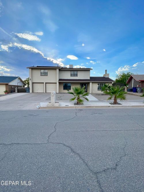 1393 Vista Granada Dr, El Paso, TX, 79936-6941 | Card Image