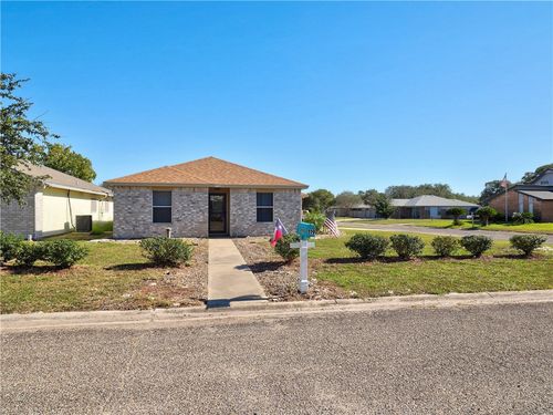 119 Misty Ln, Aransas Pass, TX, 78336-2117 | Card Image