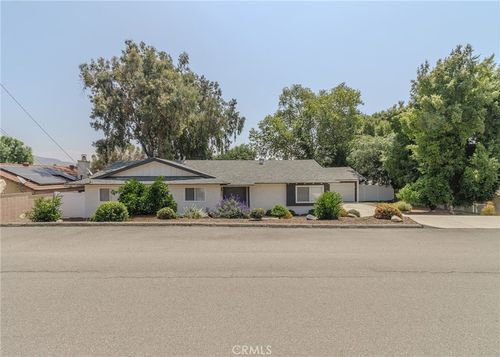 20140 Kayne St, Corona, CA, 92881-4419 | Card Image