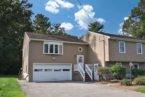 53 Azarian Rd, Salem, NH, 03079-4243 | Card Image