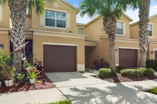 2011 Hawks View Dr, RUSKIN, FL, 33570-8013 | Card Image