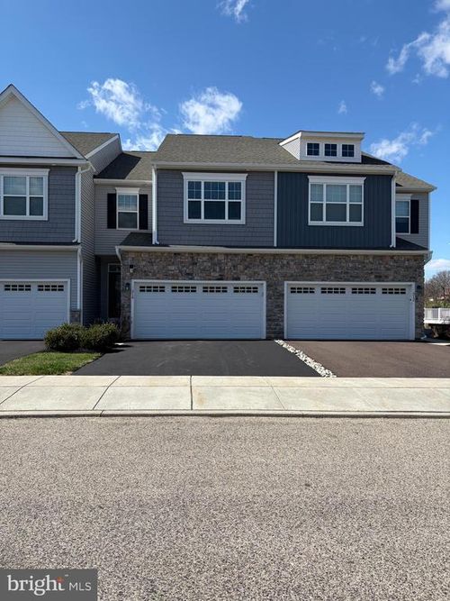 314 Ridgewood Dr, ROYERSFORD, PA, 19468-2891 | Card Image