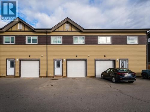 15-92 Iskoot Cres, Whitehorse, YT, Y1A0P9 | Card Image