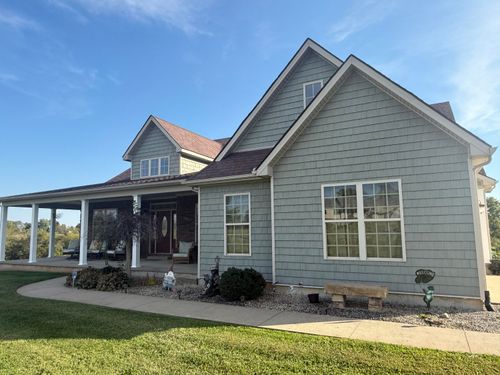 527 Settlement Dr, Lancaster, KY, 40444-8246 | Card Image