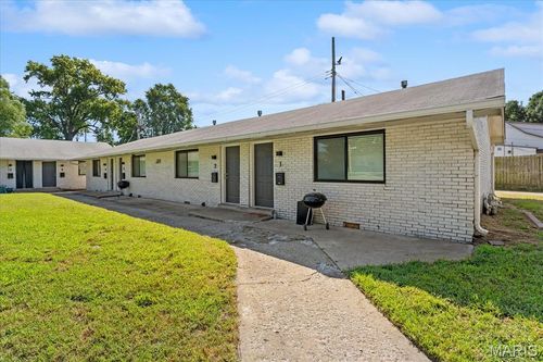 1906 Rhodes St, Madison, IL, 62060-1370 | Card Image