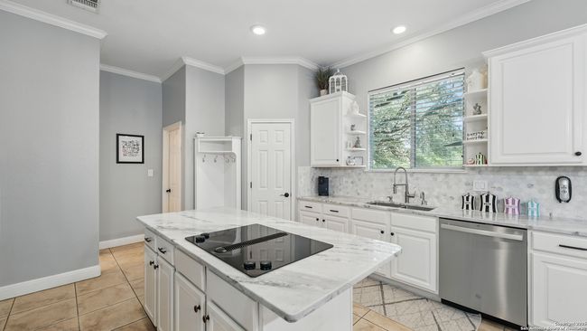 212 Wentworth, House other with 4 bedrooms, 3 bathrooms and null parking in Spring Branch TX | Image 4