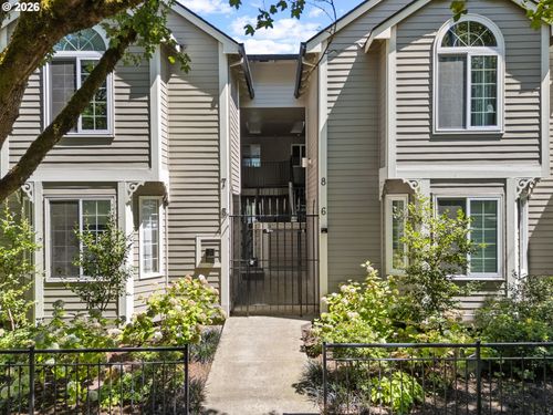 7-3812 S Kelly Ave, Portland, OR, 97239 | Card Image