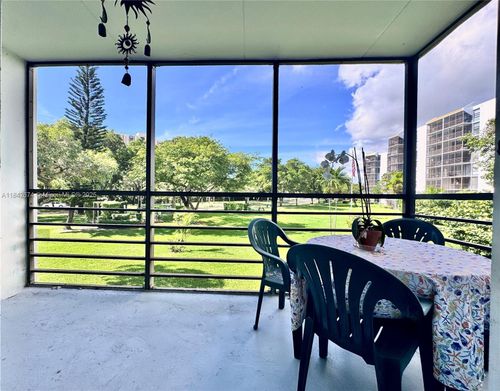 apt-210-20500 W Country Club Dr, Aventura, FL, 33180-1617 | Card Image