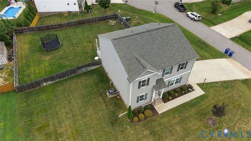 8801 Elkview Ct, North Chesterfield, VA, 23236-1315 | Card Image
