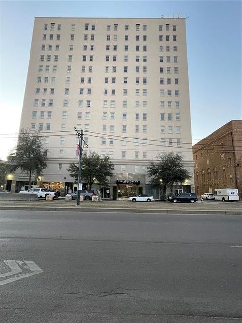 917-1205 Saint Charles Ave, New Orleans, LA, 70130-8414 | Card Image