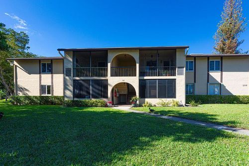 d2-308 Pine Ridge Cir, Greenacres, FL, 33463-1994 | Card Image