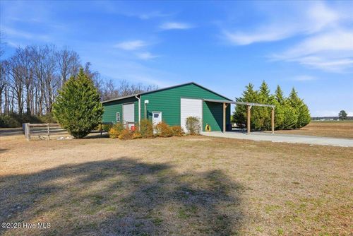 657 Washboard Avenue, Mount Olive, NC, 28365 | Card Image