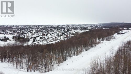 66 Kenreta Drive, North Bay (Airport), ON, P1C0A5 | Card Image