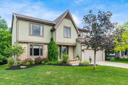 3653 Seattle Slew Dr, Columbus, OH, 43221-5611 | Card Image