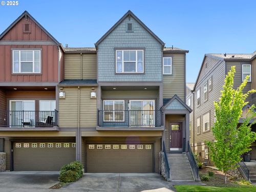 10820 Sw Huntington Ave, Portland, OR, 97223-1949 | Card Image