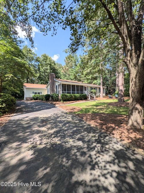 106 Brown Bark Rd, West End, NC, 27376 | Card Image