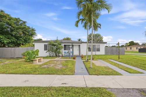 9270 Sw 43rd St, Miami, FL, 33165 | Card Image