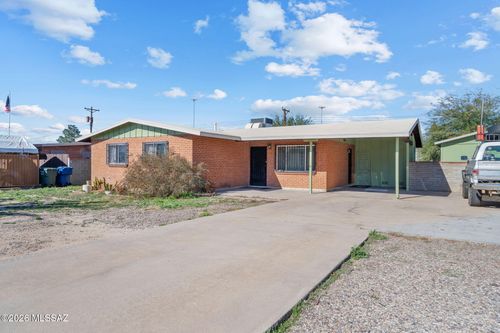 7041 E Calle Pegaso, Tucson, AZ, 85710-5458 | Card Image