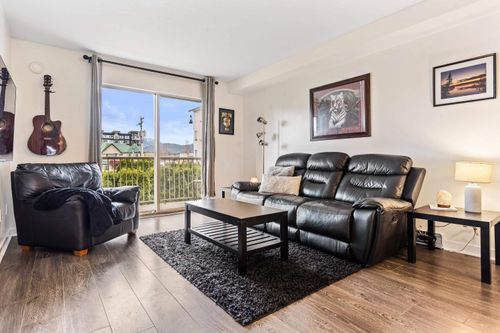 207-7435 Shaw Ave, Chilliwack, BC, V2R3C1 | Card Image