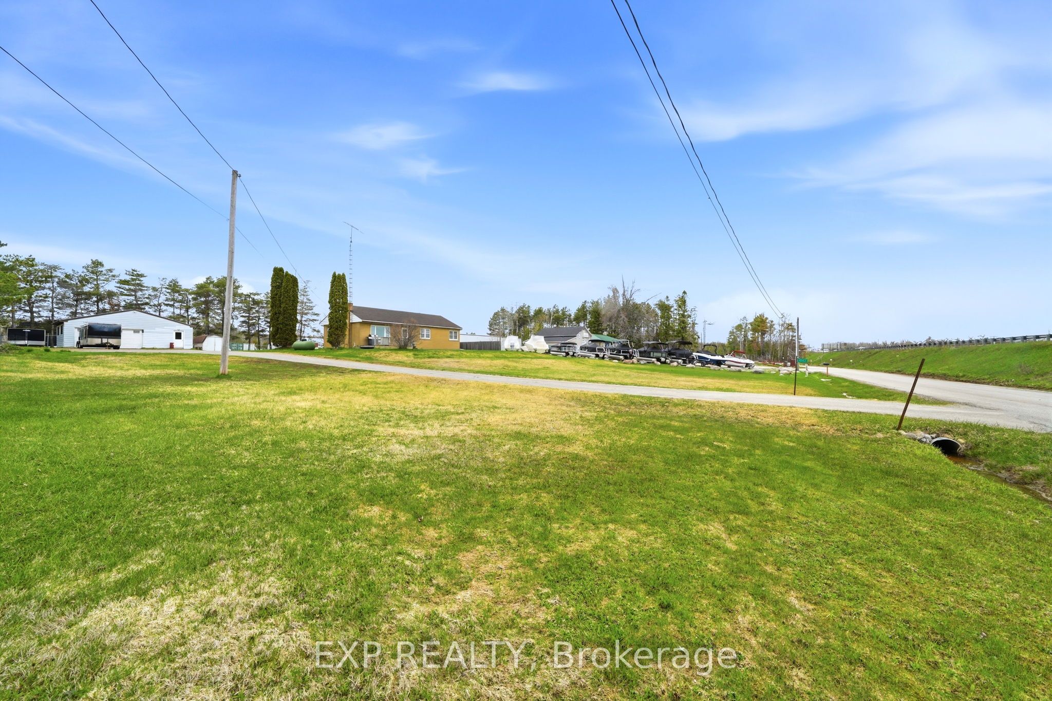 Commercial Sale in Severn 2