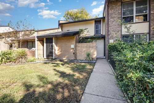 4140 Towngate Blvd, Garland, TX, 75041-4821 | Card Image