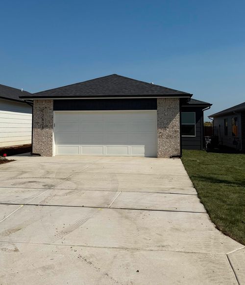 12836 E Willowgreen St, Wichita, KS, 67230-8402 | Card Image