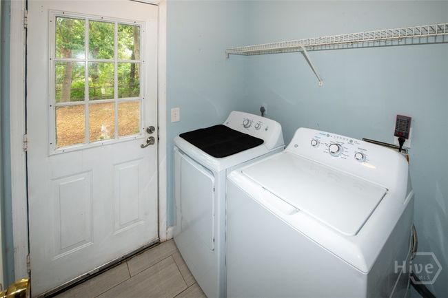 Main Floor Laundry Room | Image 22