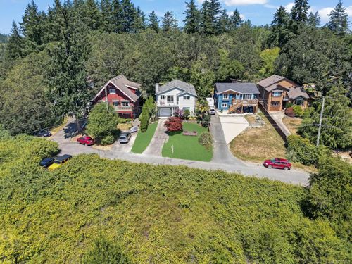 1338 Prillaman Ave, Saanich, BC, V9E2C6 | Card Image