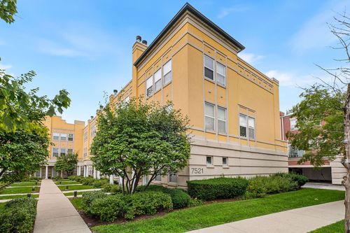 e-7521 Brown Ave, Forest Park, IL, 60130-1096 | Card Image