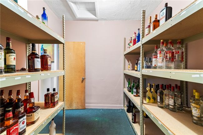 659 Killingly St, Home with 2 bedrooms, 3 bathrooms and 30 parking in Johnston RI | Image 25