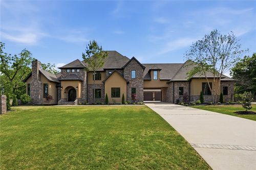 11305 Pembrook Cir, Bentonville, AR, 72712-9144 | Card Image