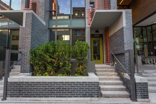 1135 Hornby St, Vancouver, BC, V6Z1W1 | Card Image