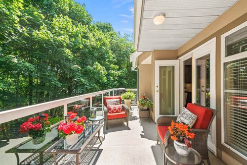 12-72 Jamieson Crt, New Westminster, BC, V3L5R6 | Card Image