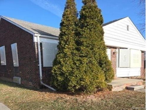 10500 Morang Dr, Detroit, MI, 48224-1840 | Card Image