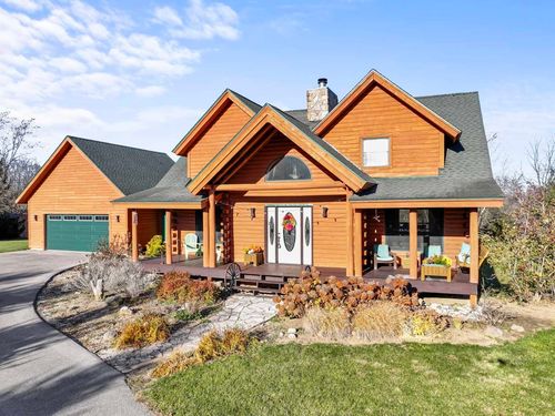 18508 128th St, Bristol, WI, 53104-9401 | Card Image