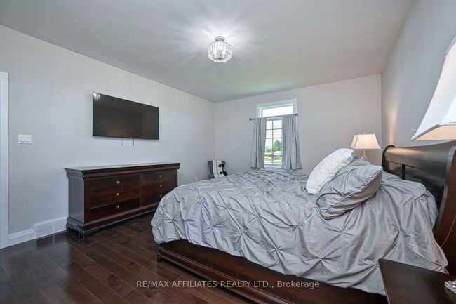 2064 Rosedale Road N, House other with 3 bedrooms, 3 bathrooms and 6 parking in Montague ON | Image 35