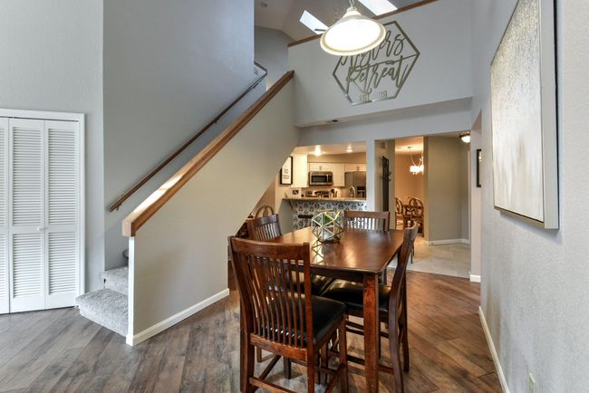 280 Wimbledon Unit 9 | Image 6