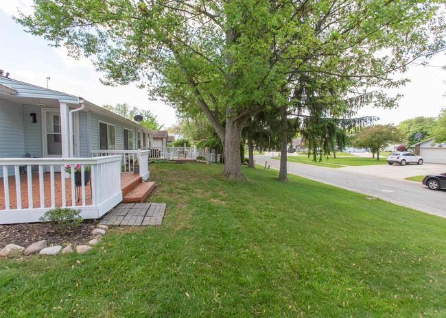 607 Pine Run, Condo with 2 bedrooms, 1 bathrooms and null parking in Angola IN | Image 9