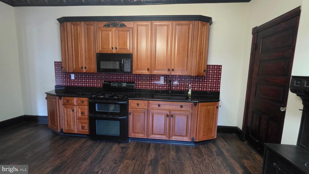 Residential Lease in TRENTON 3