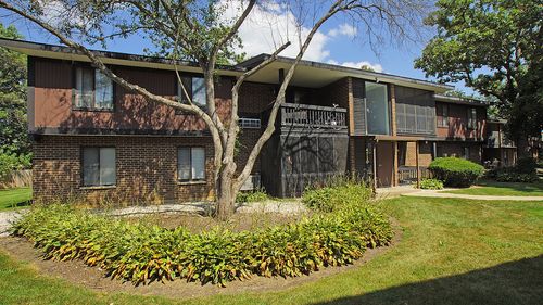 apt-3-4710 W Northfox Ln, Mchenry, IL, 60050-4906 | Card Image