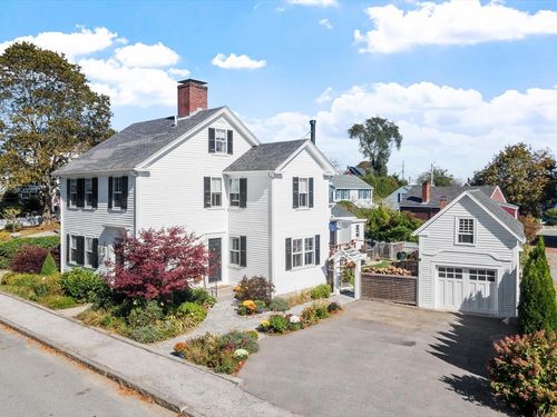 68 Main Street, Rockport, MA, 01966 | Card Image