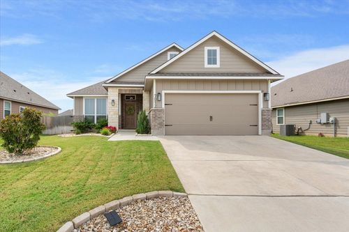 7012 Llano Dr, China Spring, TX, 76633-3015 | Card Image