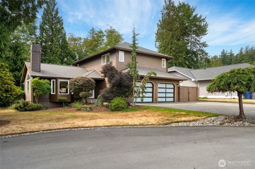2311 Forest View Ln, Anacortes, WA, 98221-2472 | Card Image