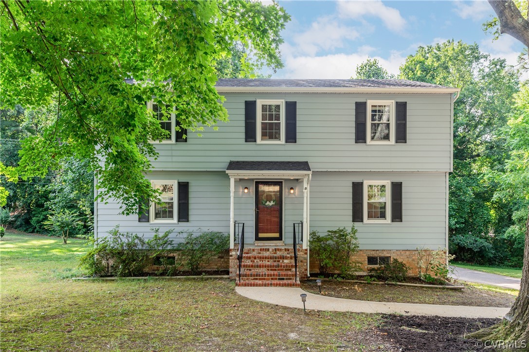 Montour Dr, North Chesterfield, VA 23236