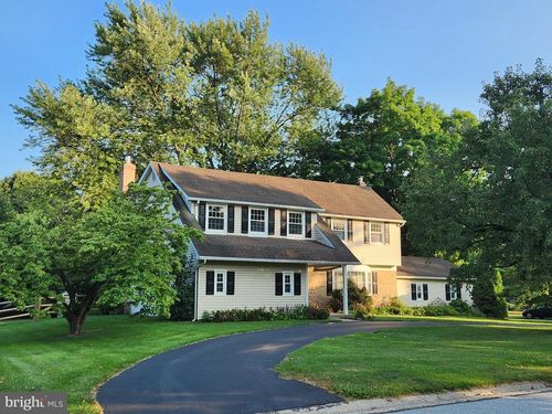 1532 Anne Dr, WEST CHESTER, PA, 19380-6319 | Card Image